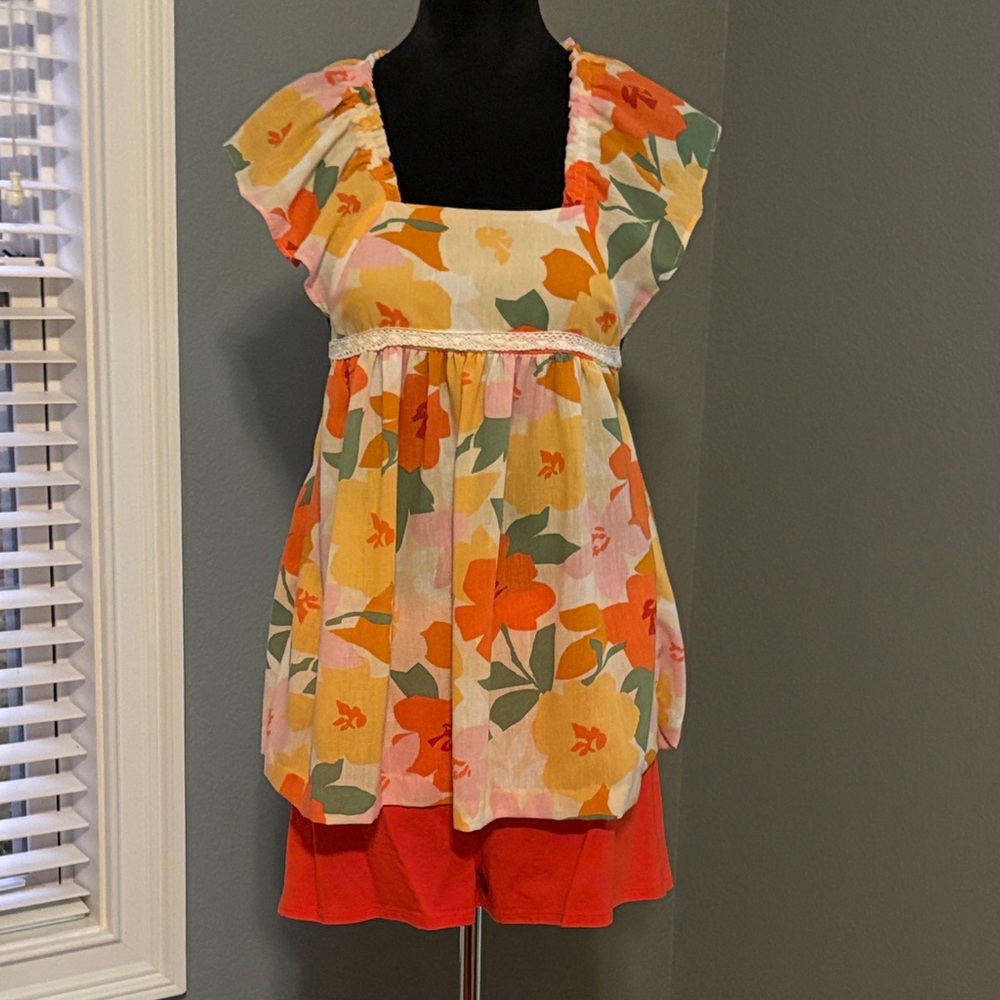 Floral Kids Two piece with Ruffled Sleeves
